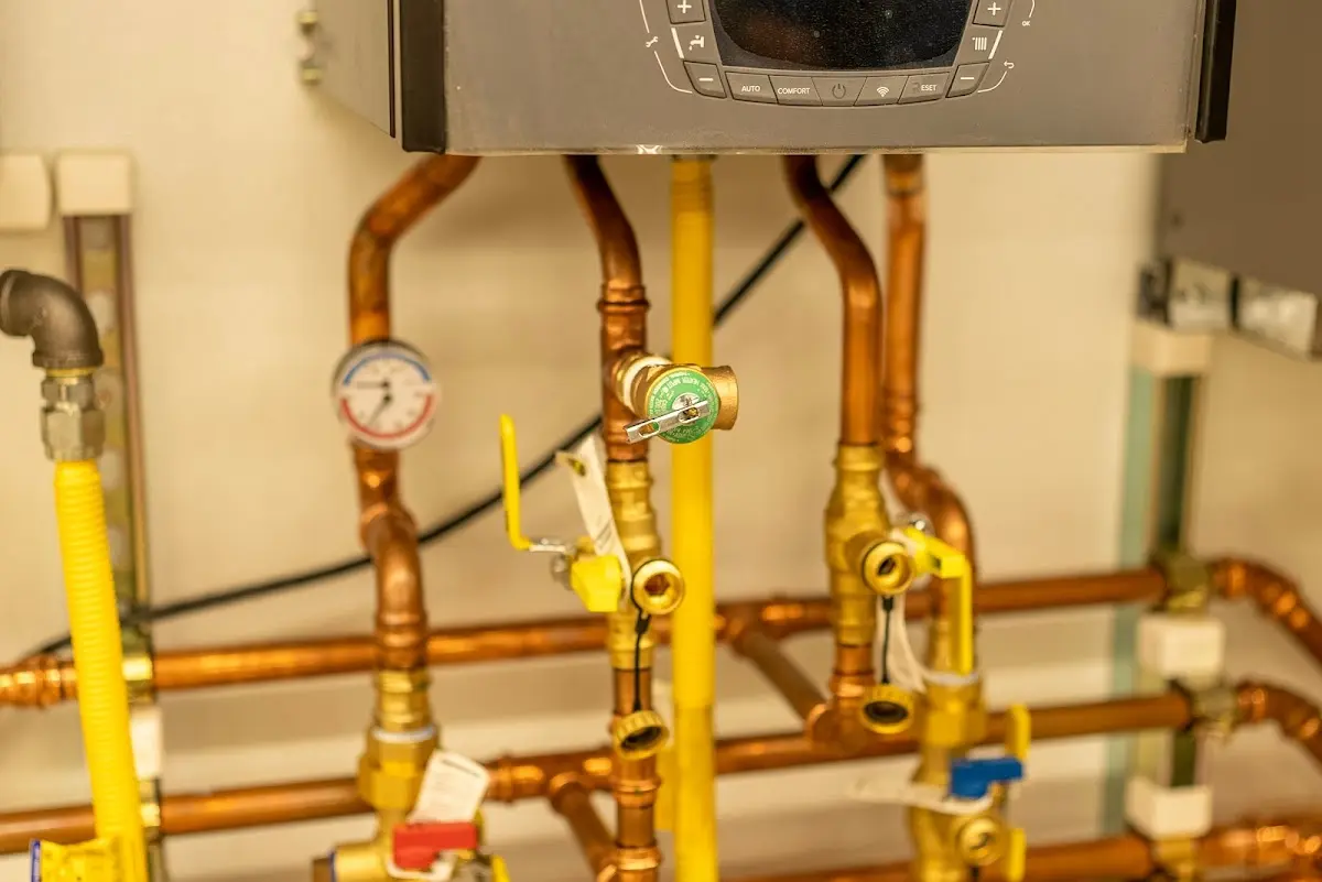 Licensed technician providing Emergency Plumbing for a homeowner in Fort Thomas